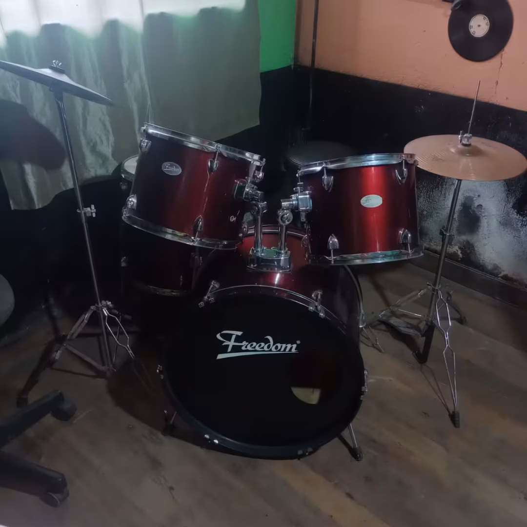 Batería Acústica Freedom